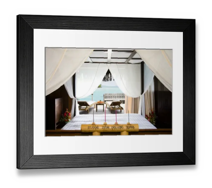 Framed Print : Royale honeymoon over-the-water suite at Bora Bora Nui Resort. PR