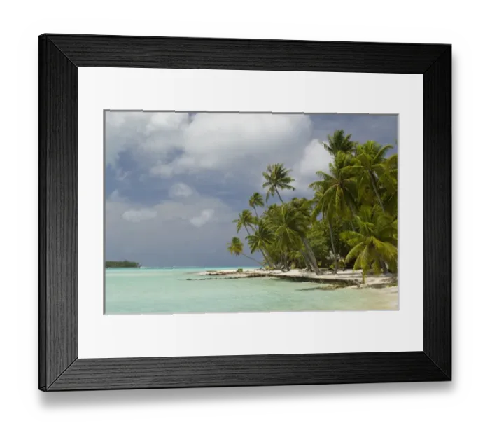 Framed Print : Bora-Bora, French Polynesia Framed Print : Bora-Bora, French Polynesia