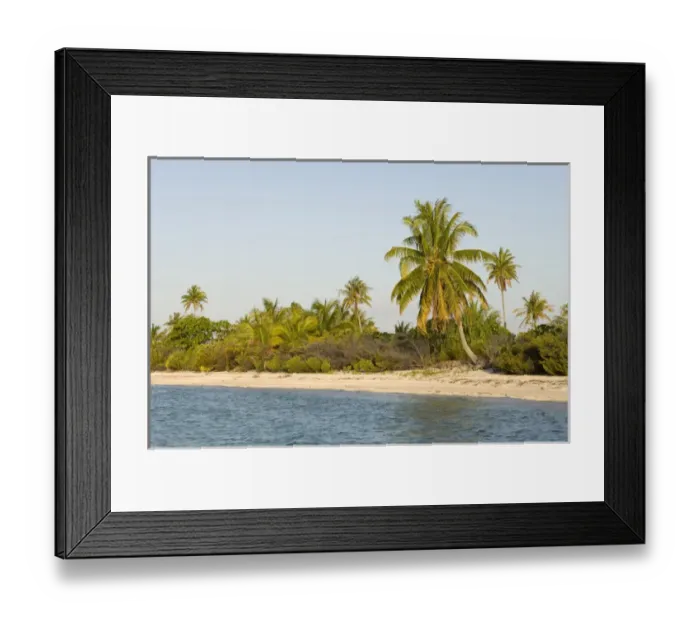 Framed Print : Tikehau, Tuamotu Archipelago, French Polynesia
