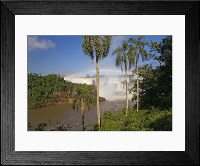 Framed Print : Puerto Iguazu, Argentina. The breathtaking waterfalls of Puerto Iguazu and Foz de Iguazu Framed Print : Puerto Iguazu, Argentina. The breathtaking waterfalls of Puerto Iguazu and Foz de Iguazu