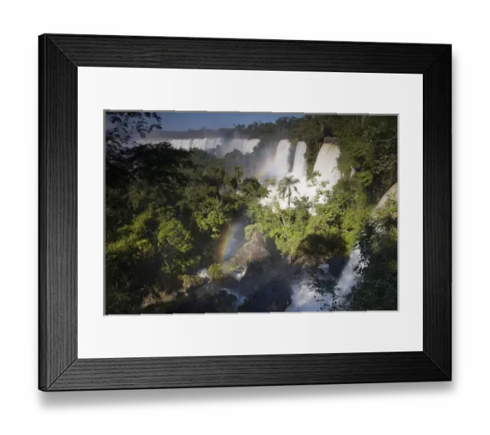 Framed Print : Puerto Iguazu, Argentina. The breathtaking waterfalls of Puerto Iguazu and Foz de Iguazu Framed Print : Puerto Iguazu, Argentina. The breathtaking waterfalls of Puerto Iguazu and Foz de Iguazu