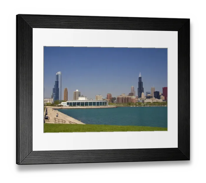 Framed Print : Shedd Aquarium and skyline of Chicago, Illinois, USA Framed Print : Shedd Aquarium and skyline of Chicago, Illinois, USA