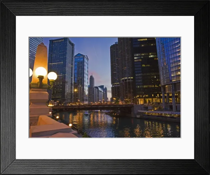 Framed Print : Sunset in Chicago on the Chicago River evening