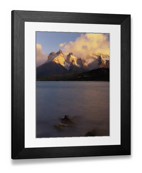 Framed Print : SA, Chile, Patagonia, Torres del Paine NP The Horns above Lago Pehoe, sunrise Framed Print : SA, Chile, Patagonia, Torres del Paine NP The Horns above Lago Pehoe, sunrise