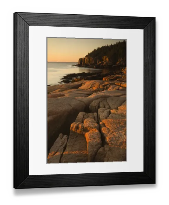 Framed Print : USA; Maine; Acadia NP. View along the cliffs Framed Print : USA; Maine; Acadia NP. View along the cliffs