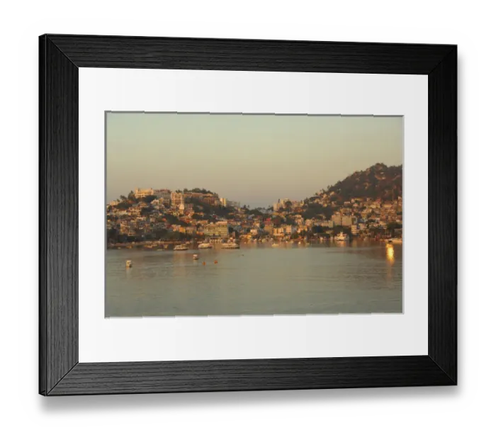 Framed Print : North America, Mexico, State of Guerrero, Acapulco. Sunrise over Acapulco Bay