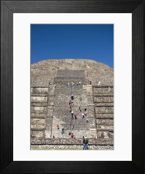 Framed Print : Tourists visit the Pyramid of the Moon at Teotihuacan in the State of Mexico, Mexico Framed Print : Tourists visit the Pyramid of the Moon at Teotihuacan in the State of Mexico, Mexico