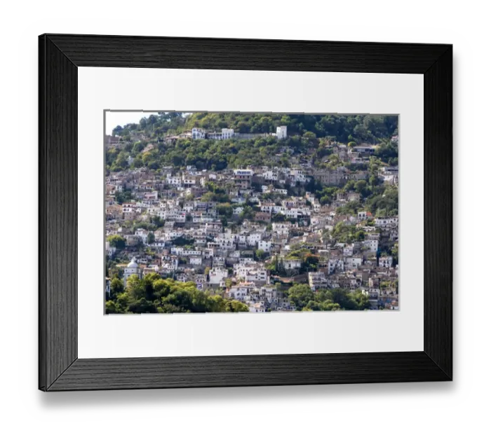 Framed Print : Crowded housing on a hillside at Taxco in the State of Guerrero, Mexico Framed Print : Crowded housing on a hillside at Taxco in the State of Guerrero, Mexico