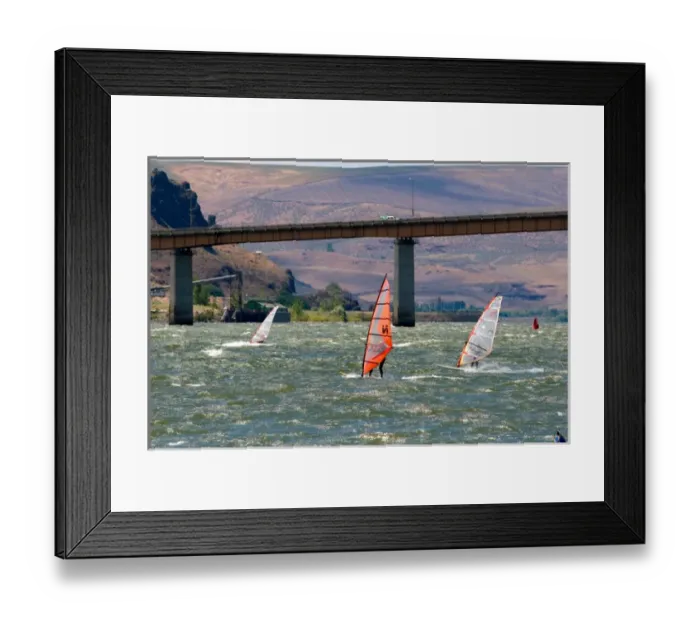 Framed Print : Windsurfing the Columbia River near Biggs, Oregon Framed Print : Windsurfing the Columbia River near Biggs, Oregon