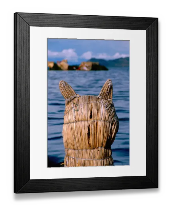 Framed Print : South America, Peru, Lake Titicaca, Puno, Uros floating reed islands. Traditional