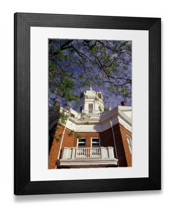 Framed Print : USA, Alabama, Monroe County, Monroeville, Monroe County Courthouse, b. about 1903 Framed Print : USA, Alabama, Monroe County, Monroeville, Monroe County Courthouse, b. about 1903