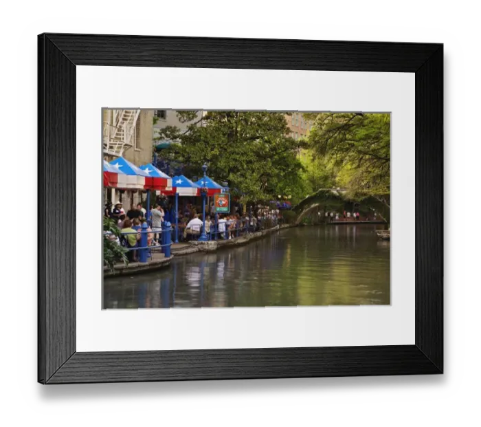 Framed Print : Tourists dining in outdoor cafe on the famous River Walk along the San Antonio River Framed Print : Tourists dining in outdoor cafe on the famous River Walk along the San Antonio River