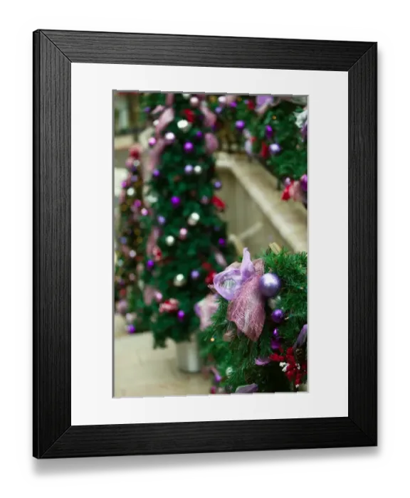 Framed Print : USA-California-Los Angeles-Beverly Hills: Rodeo Drive- Christmas Decorations