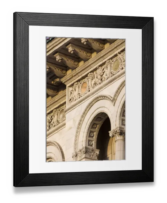 Framed Print : USA; Georgia; Savannah; Historic building in the citys Historic District Framed Print : USA; Georgia; Savannah; Historic building in the citys Historic District
