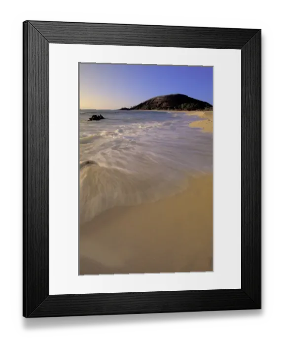 Framed Print : USA, Hawaii, Maui, Makena Beach Evening light and footprints in the sand Framed Print : USA, Hawaii, Maui, Makena Beach Evening light and footprints in the sand