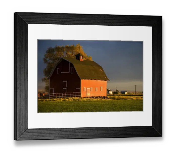Framed Print : Barn at sunset near Burley, Idaho. barn, farm, sunset, burley, idaho, agriculture Framed Print : Barn at sunset near Burley, Idaho. barn, farm, sunset, burley, idaho, agriculture