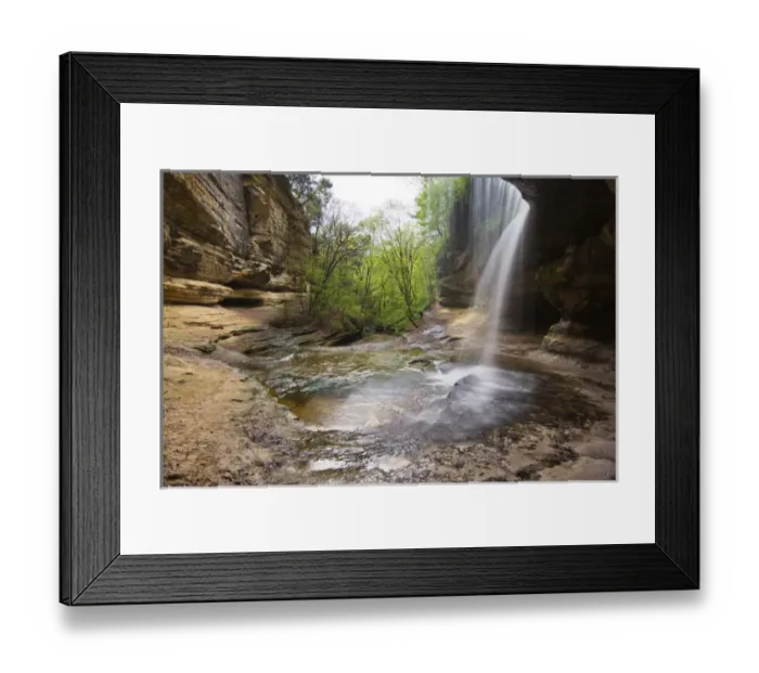 Framed Print : Waterfalls in LaSalle Canyon in Starved Rock State Park, Illinois, USA