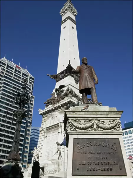 USA-Indiana-Indianapolis: Downtown- Soldiers & Sailors Monument  /  Monument Circle