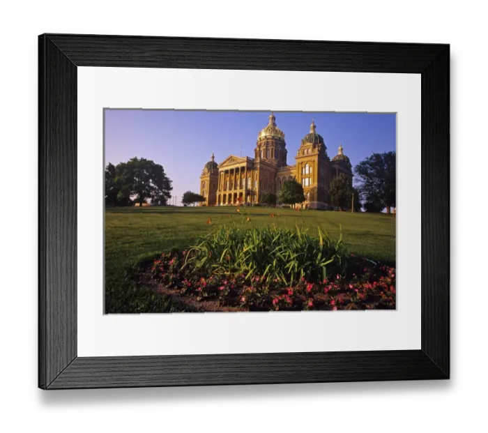 Framed Print : The Iowa State Capitol building in Des Moines Iowa Framed Print : The Iowa State Capitol building in Des Moines Iowa