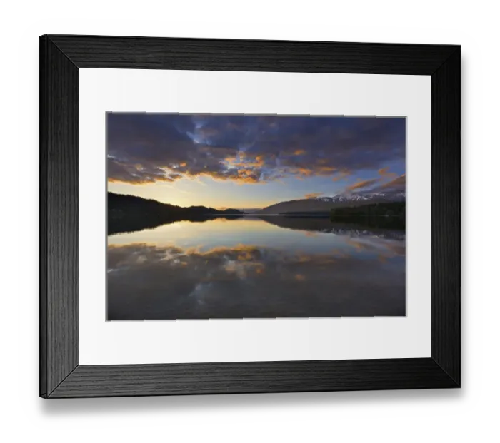Framed Print : Beautiful sunset over Whitefish Lake in Montana, USA Framed Print : Beautiful sunset over Whitefish Lake in Montana, USA