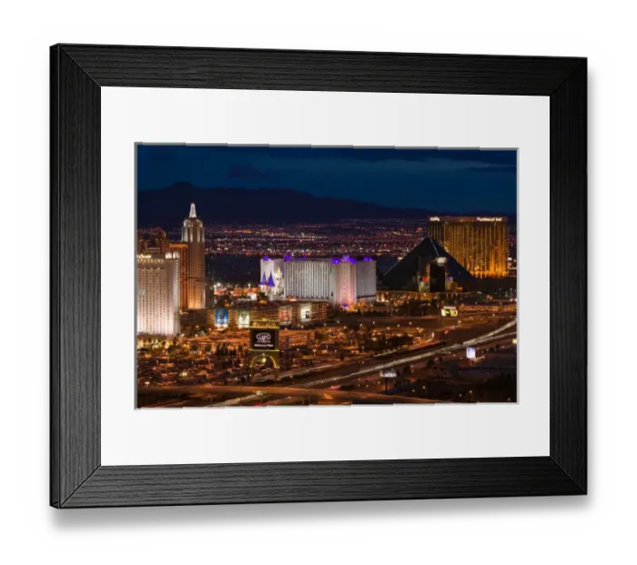 Framed Print : USA-Nevada-Las Vegas: Evening View of The Strip (Las Vegas Boulevard) Looking SE Framed Print : USA-Nevada-Las Vegas: Evening View of The Strip (Las Vegas Boulevard) Looking SE