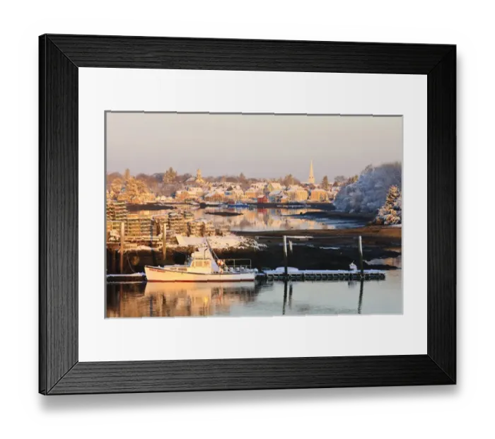 Framed Print : A lobster boat in Portsmouth Harbor in Portsmouth, New Hampshire. Winter Framed Print : A lobster boat in Portsmouth Harbor in Portsmouth, New Hampshire. Winter