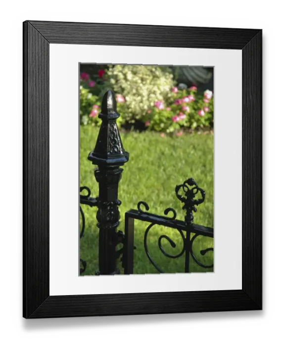 Framed Print : U. S. A. New York, Saratoga Springs, private gate, historic district