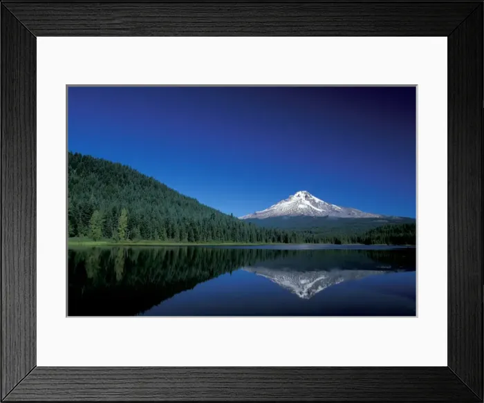 Framed Print : USA, Oregon, Mount Hood reflected in Trillium Lake Framed Print : USA, Oregon, Mount Hood reflected in Trillium Lake
