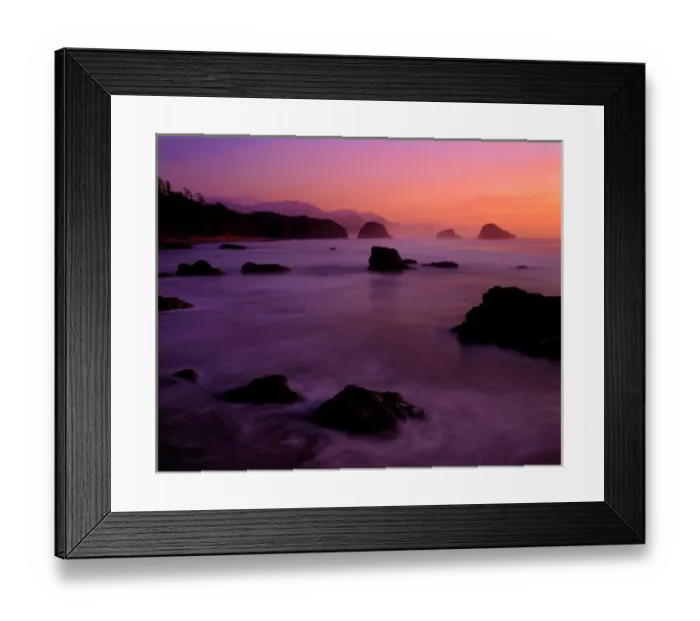 Framed Print : Sunset over sea stack rocks of Ecola Beach State Park looking towards Cannon Beach