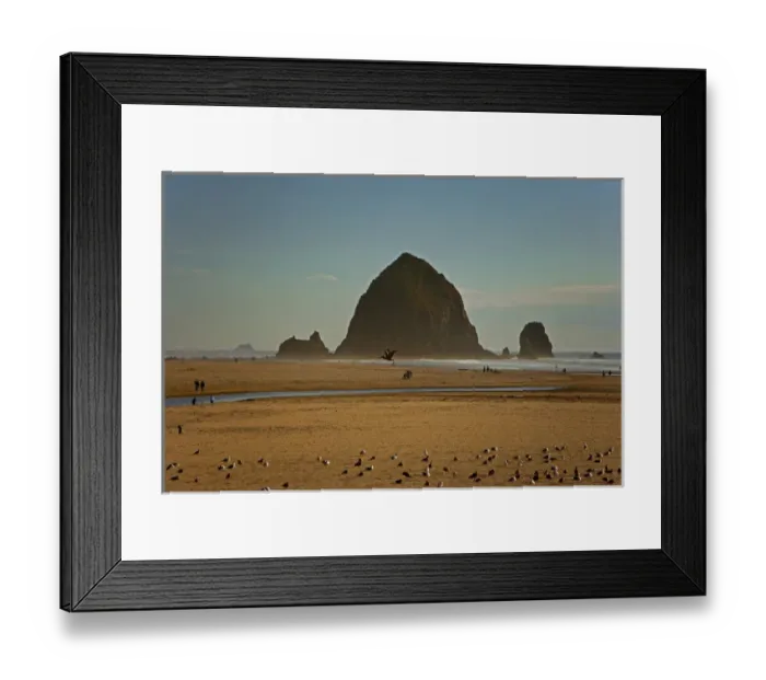 Framed Print : A scenic view of Hstack Rock at Cannon Beach i Oregon Framed Print : A scenic view of Hstack Rock at Cannon Beach i Oregon