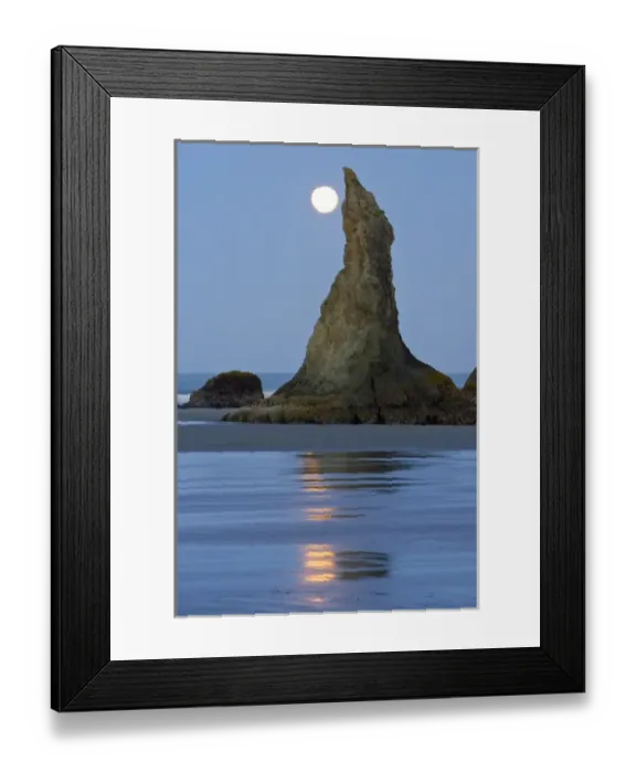 Framed Print : Moonset - Bandon Beach Framed Print : Moonset - Bandon Beach