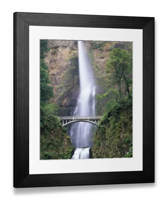 Framed Print : USA, Oregon, Columbia River Gorge, Bridge infront of Multnomah Falls Framed Print : USA, Oregon, Columbia River Gorge, Bridge infront of Multnomah Falls