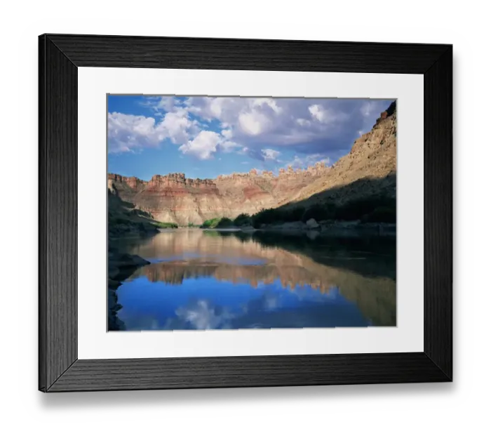 Framed Print : CANYONLANDS NATIONAL PARK, UTAH. USA. Colorado River & canyon walls at sunrise. Spires Framed Print : CANYONLANDS NATIONAL PARK, UTAH. USA. Colorado River & canyon walls at sunrise. Spires