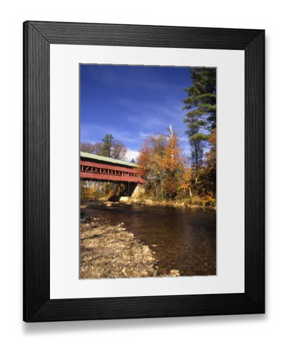 Framed Print : Classic Covered Bridge in New England in Vermont