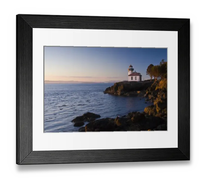 Framed Print : Lighthouse at Lime Kiln State Park, San Juan Island, Washington, US
