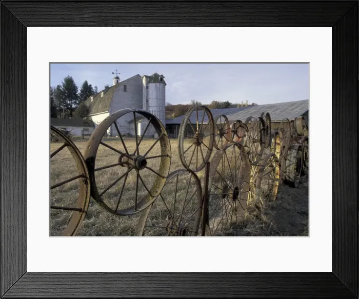 Framed Print : NA, USA, Washington, Uniontown Wheel-fence barn Framed Print : NA, USA, Washington, Uniontown Wheel-fence barn