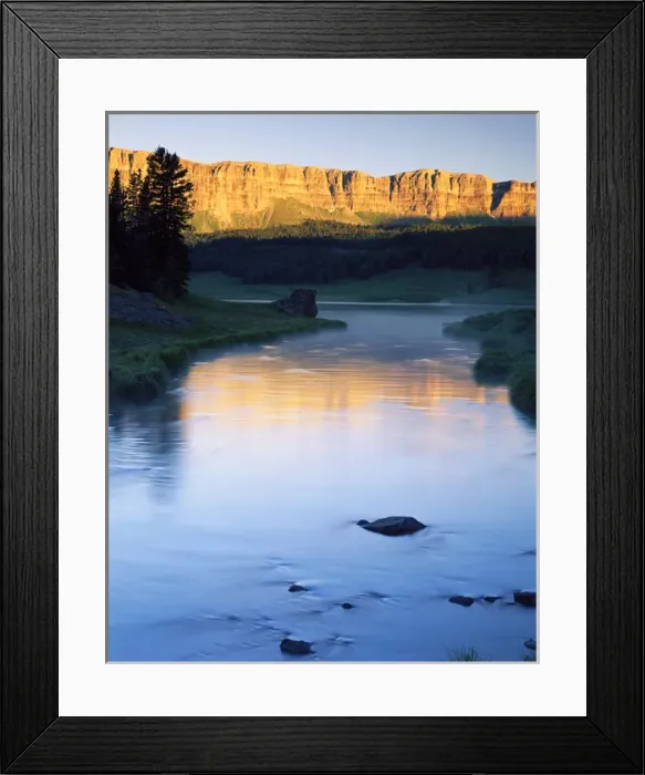 Framed Print : WYOMING. USA. Brooks Lake Creek & Brooks Lake below Breccia Cliffs at sunrise. Absaroka Range Framed Print : WYOMING. USA. Brooks Lake Creek & Brooks Lake below Breccia Cliffs at sunrise. Absaroka Range