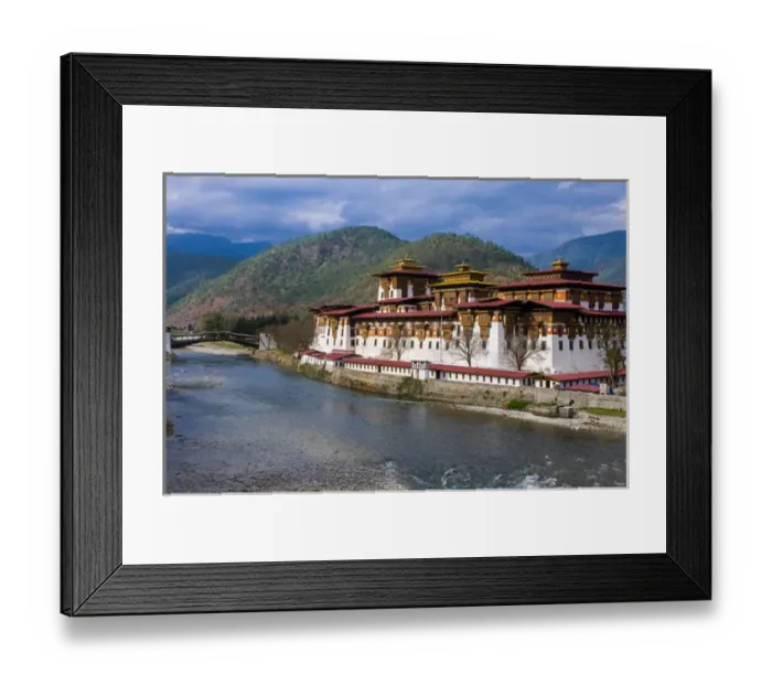 Framed Print : The dsong or castle of Punakha, Bhutan, Asia Framed Print : The dsong or castle of Punakha, Bhutan, Asia