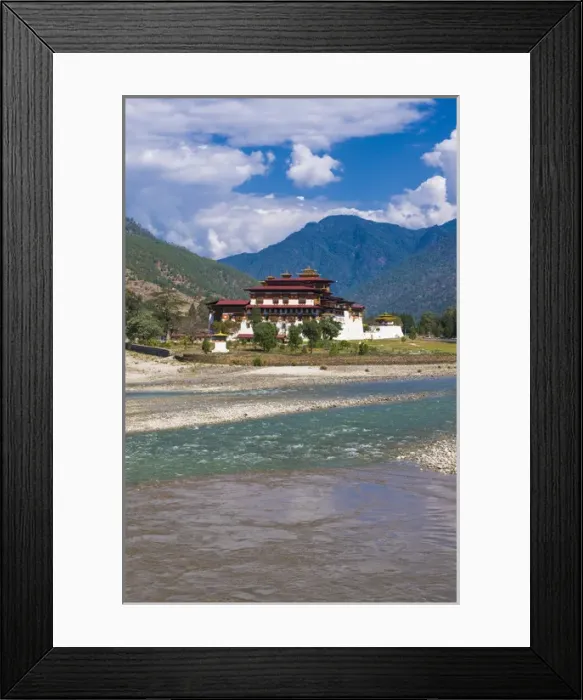 Framed Print : The dsong or castle of Punakha, Bhutan, Asia Framed Print : The dsong or castle of Punakha, Bhutan, Asia