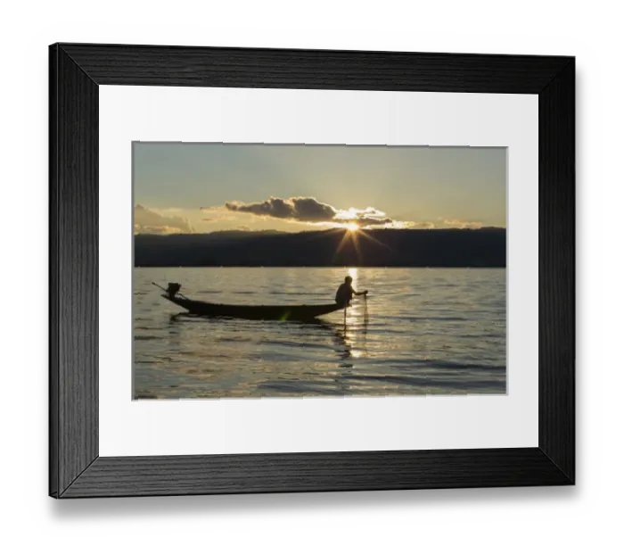 Framed Print : Myanmar, Inle Lake. Fisherman at sunset on Inle Lake Framed Print : Myanmar, Inle Lake. Fisherman at sunset on Inle Lake