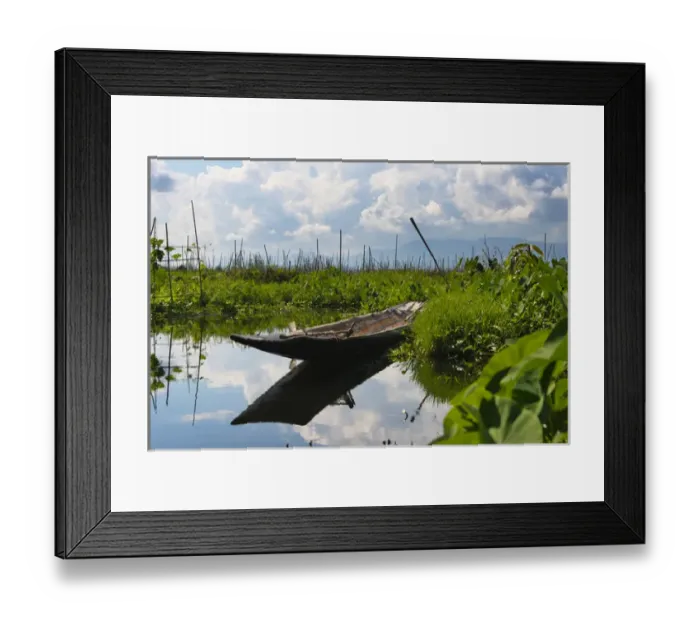 Framed Print : Canoe withe floating farm on Inle Lake, Shan State, Myanmar