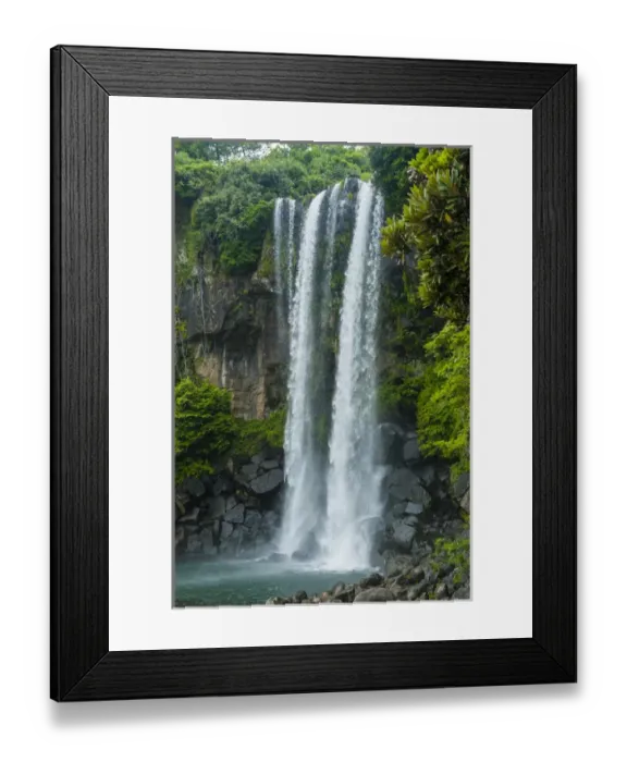 Framed Print : Jeongbang pokpo waterfall, Unesco world heritage sight the island of Jejudo, South Korea Framed Print : Jeongbang pokpo waterfall, Unesco world heritage sight the island of Jejudo, South Korea