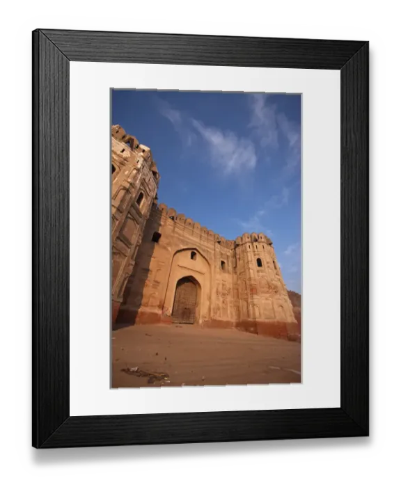 Framed Print : Lahore Fort constrcted by Mughal emperor in Lahore, Pakistan Framed Print : Lahore Fort constrcted by Mughal emperor in Lahore, Pakistan