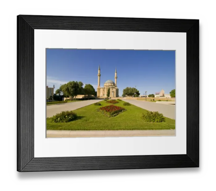 Framed Print : Sahidler Xiyabani Mosque, Baku, Azerbaijan Framed Print : Sahidler Xiyabani Mosque, Baku, Azerbaijan