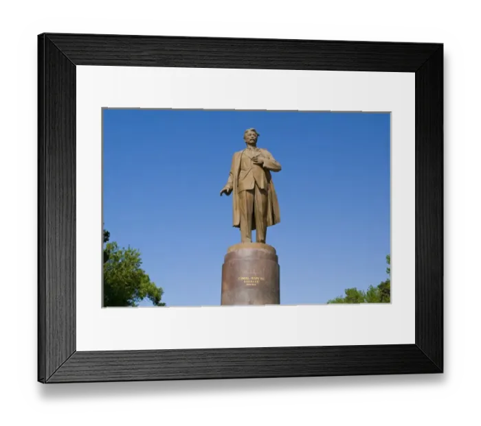 Framed Print : Statue of Nizami, Baku, Azerbaijan Framed Print : Statue of Nizami, Baku, Azerbaijan