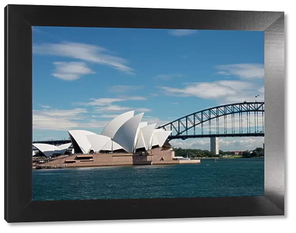 Australia, NSW, Sydney. Landmark Sydney Opera House and Harbour Bridge