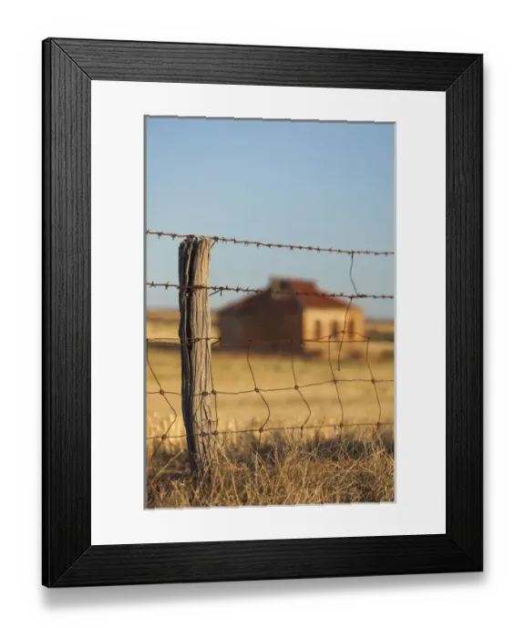 Framed Print : Australia, South Australia, Burra, former copper mining town, abandoned homestead