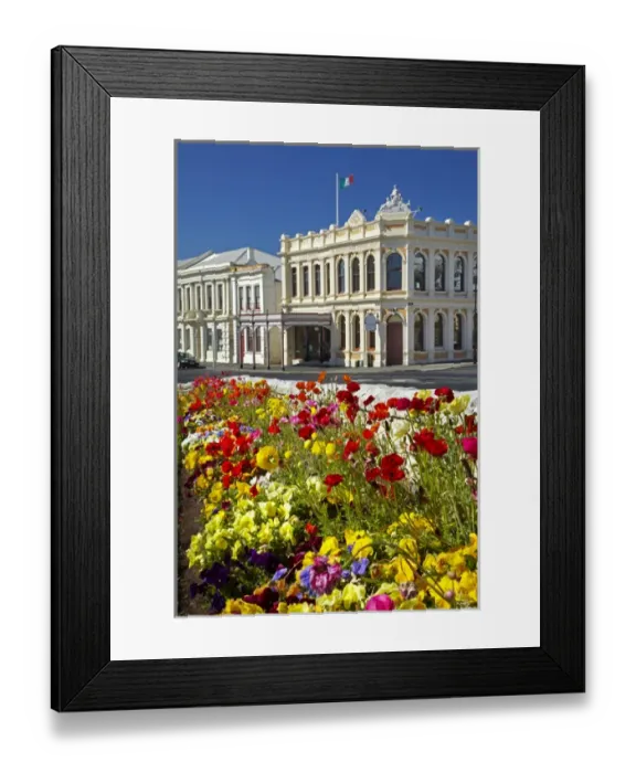 Framed Print : Flowers and historic buildings, Oamaru, North Otago, South Island, New Zealand Framed Print : Flowers and historic buildings, Oamaru, North Otago, South Island, New Zealand