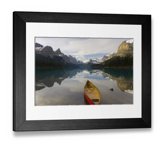Framed Print : Lake Maligne, nr Jasper, Jasper National Park, Alberta, Canada Framed Print : Lake Maligne, nr Jasper, Jasper National Park, Alberta, Canada