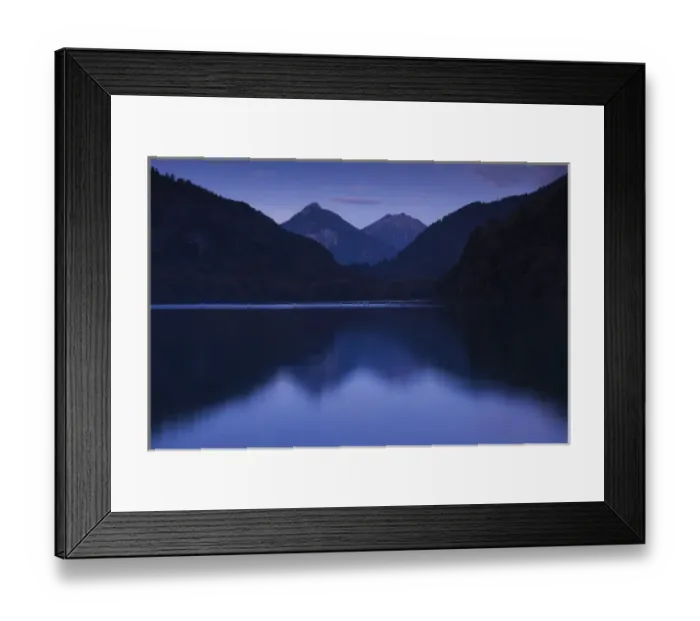 Framed Print : Germany, Bavaria, Hohenschwangau, Schloss Neuschwanstein castle area, Alpsee lake, dawn